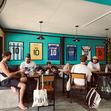 The 10 Club Hostel Thong Sala Bagian luar foto